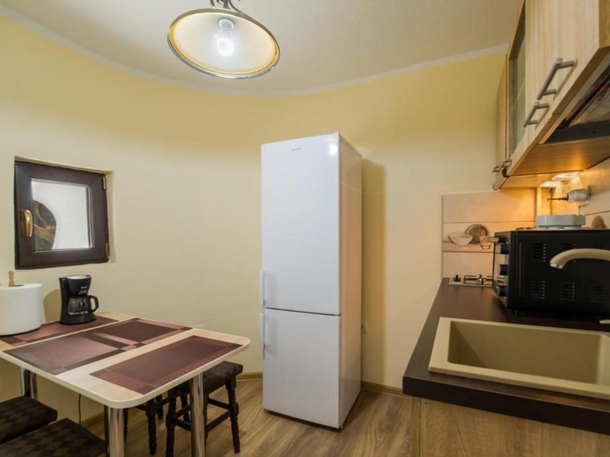 Carol Private Yard With Barbeque And Parking * Sinaia